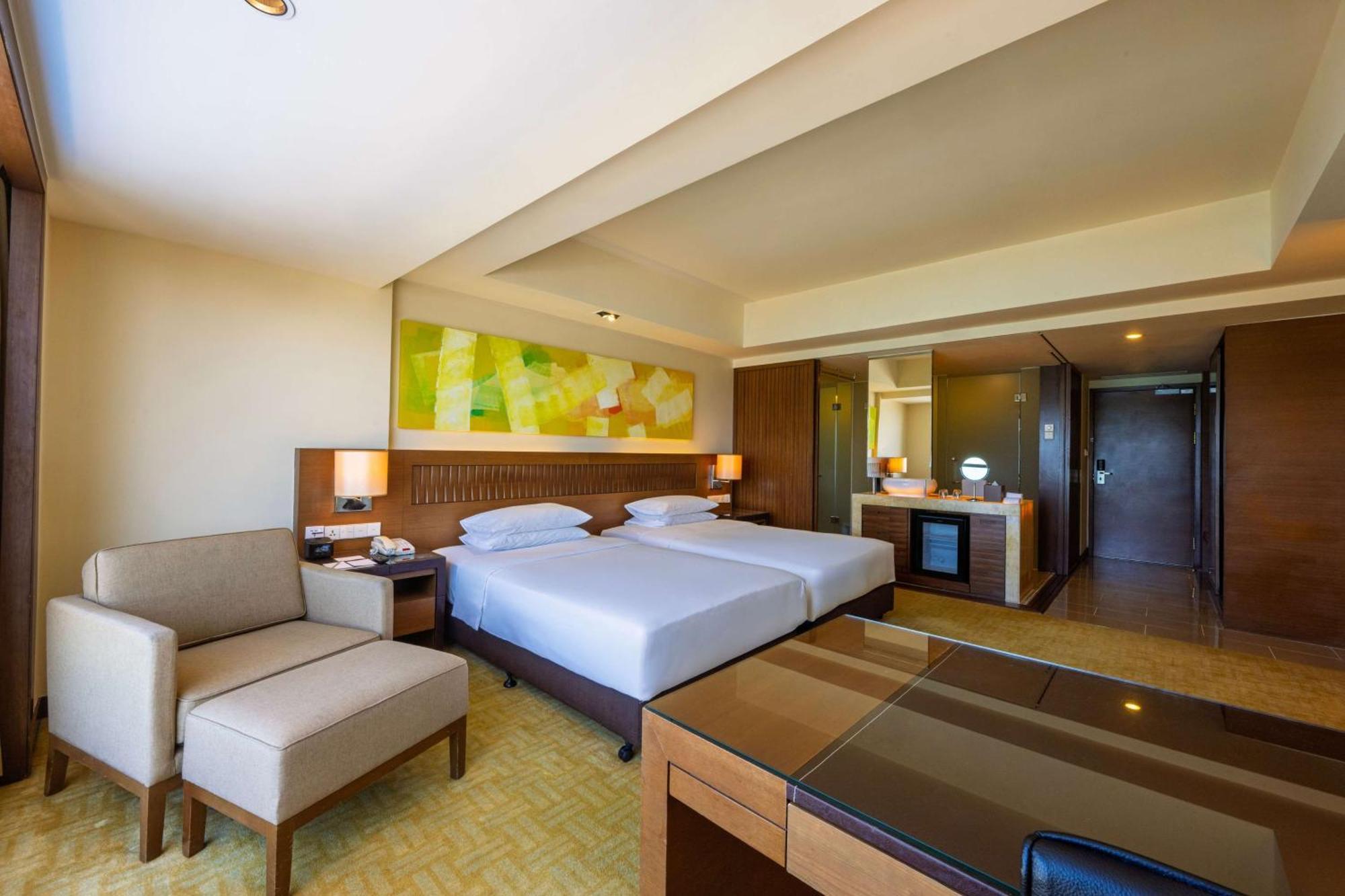 Hyatt Regency Kinabalu 5*